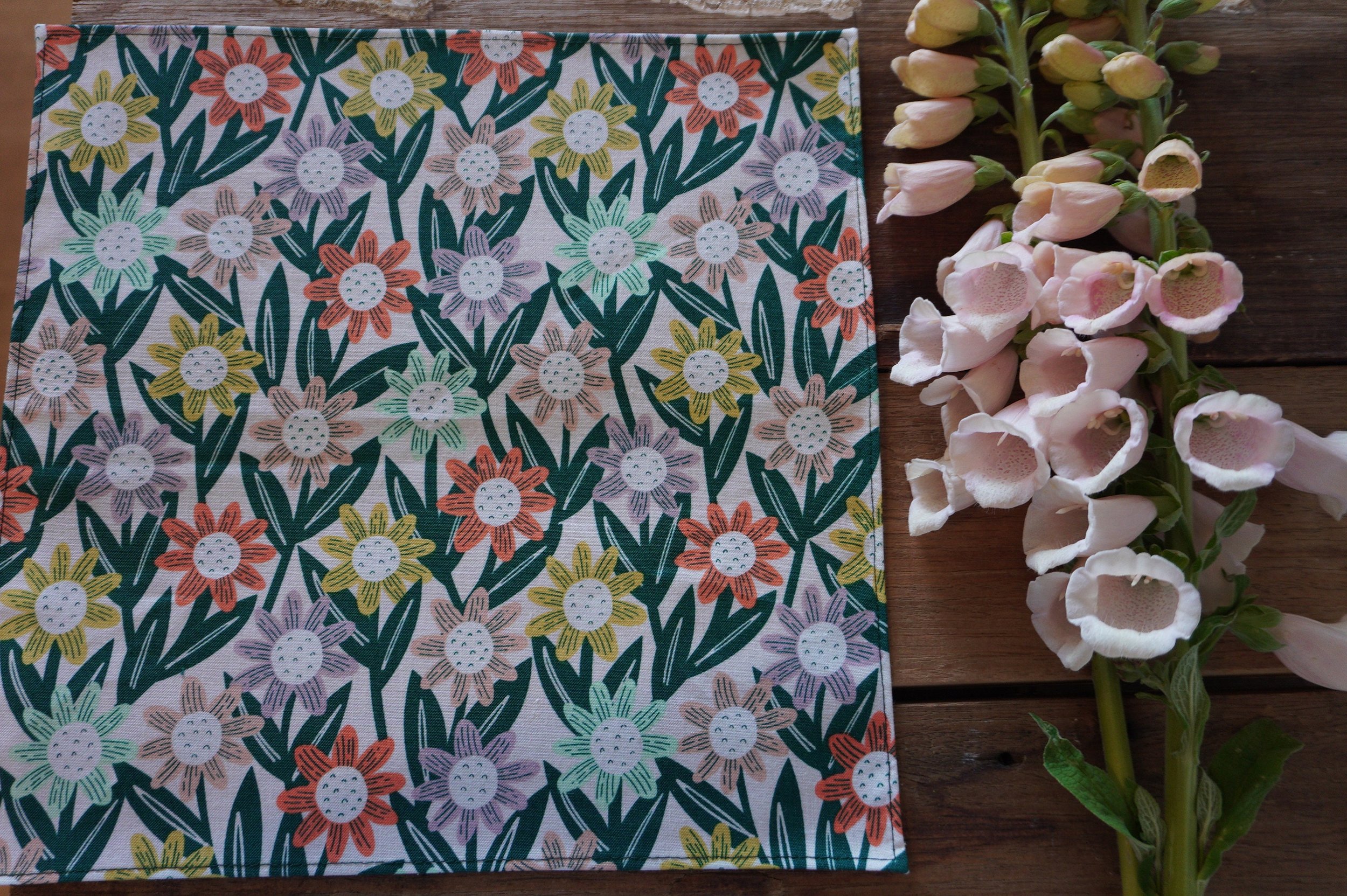 https://i.etsystatic.com/8452611/r/il/7dd2d4/4377585049/il_fullxfull.4377585049_qt5i.jpg