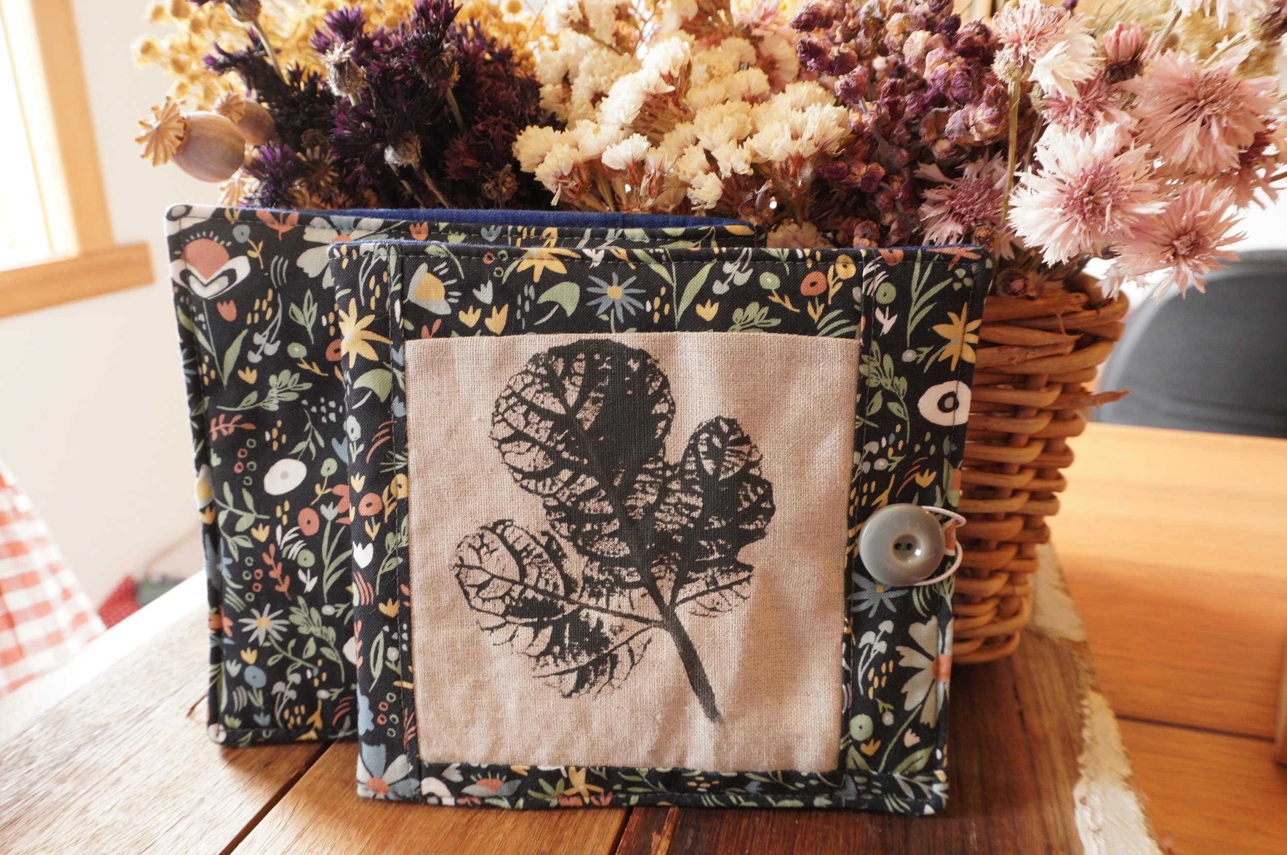 Fig Leaf Large Needle Book No.2