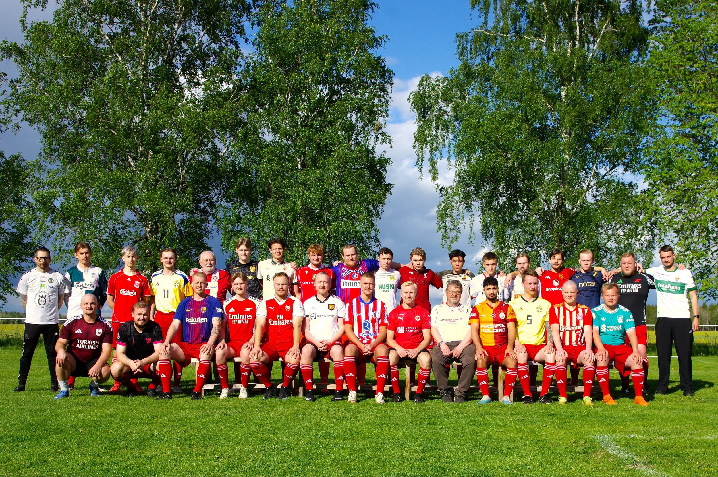 Fotbollstr&ouml;jefredag! 🩵⚽️

Vretens BK st&ouml;ttar kampen mot barncancer.

Fotbollstr&ouml;jefredag &auml;r en manifestation d&auml;r hela Fotbollssverige enas f&ouml;r att visa sitt st&ouml;d till de barn och familjer som drabbats.

Barn och ca
