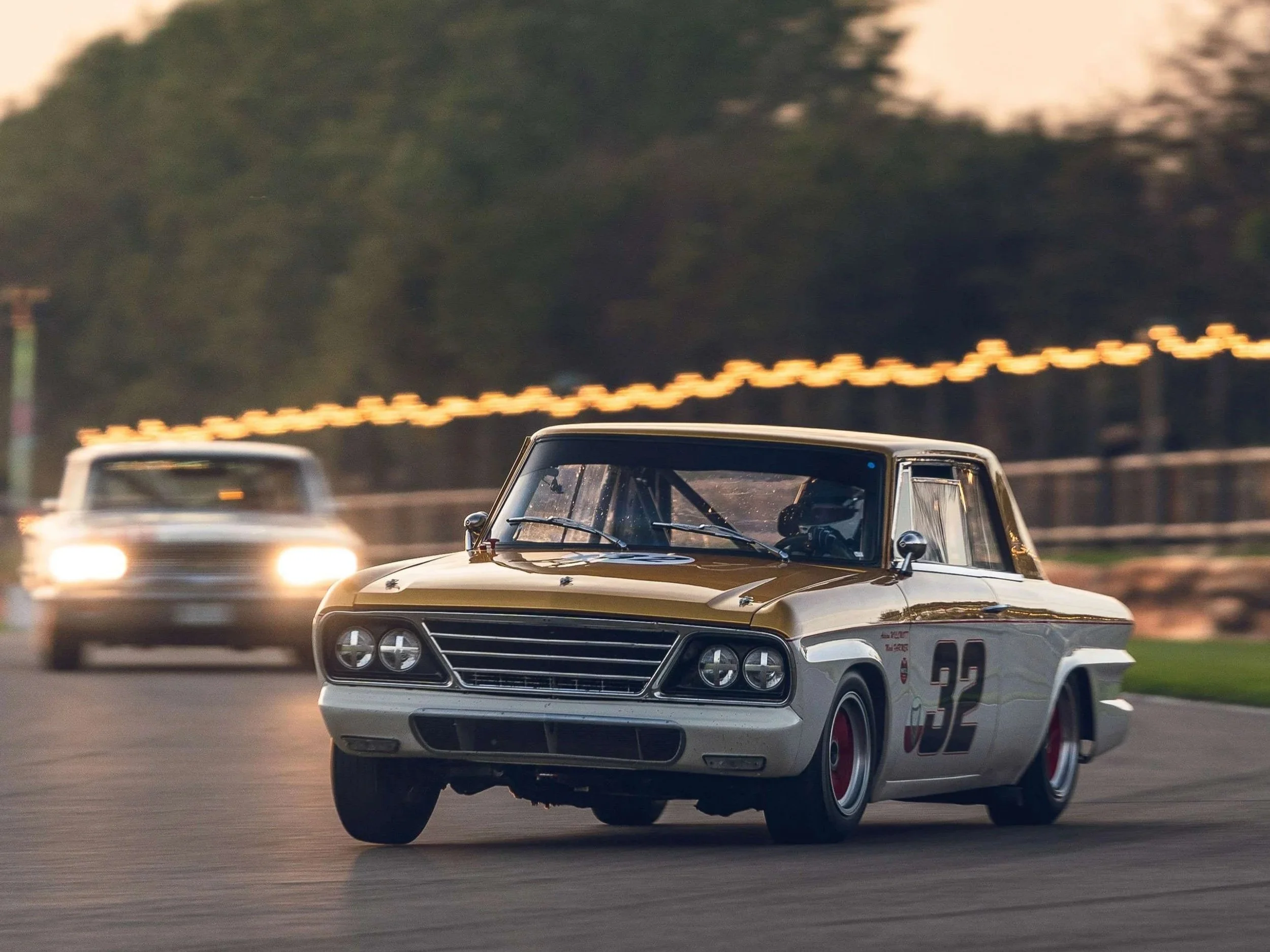 78mm-results-4-pierpoint-cup-studebaker-lark-daytona-500-adrian-willmott-andrew-jordan-jordan-butters-goodwood-18102021.jpg