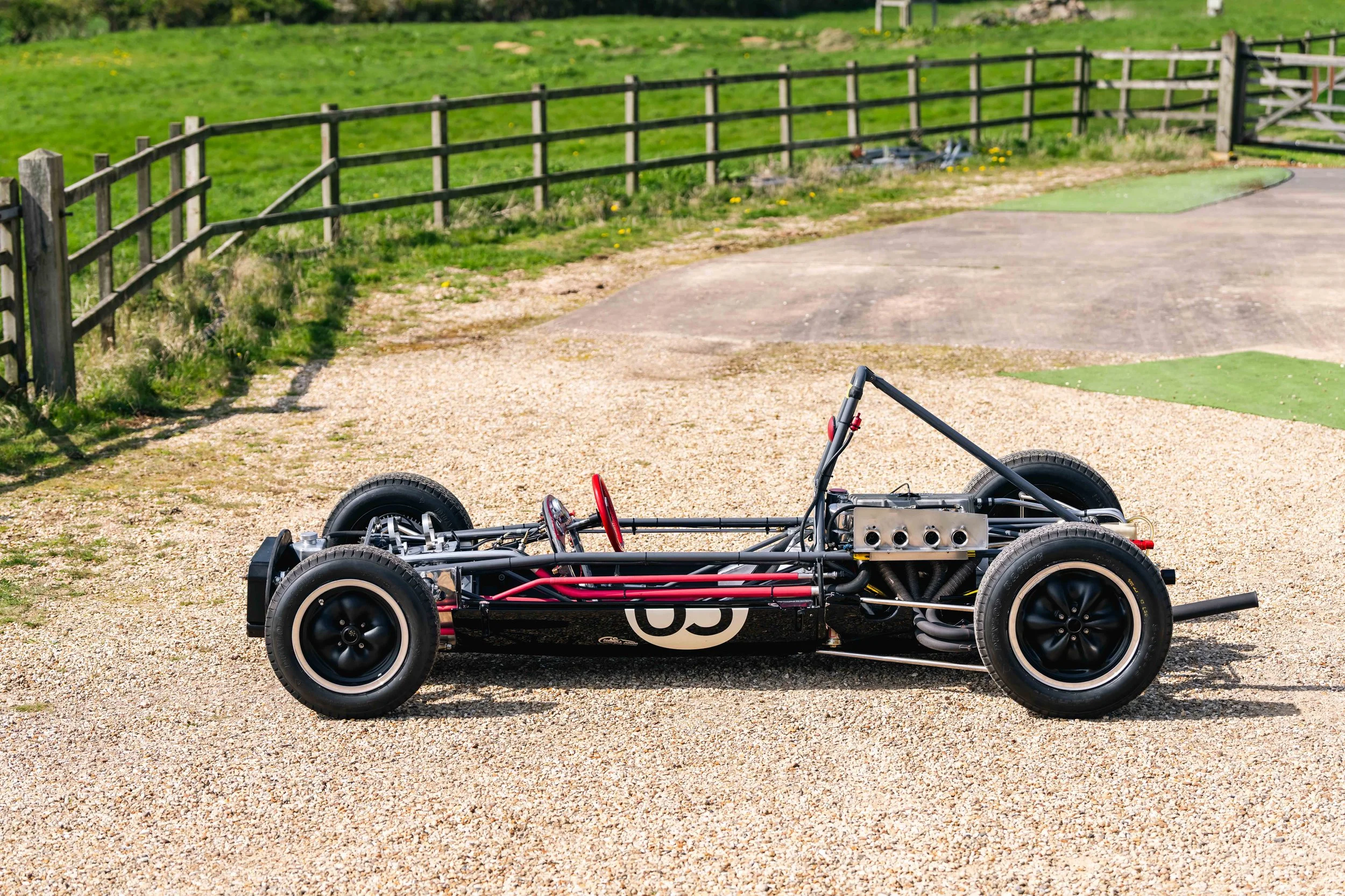 Lotus 20 Formula Junior – side profile without bodywork, chassis 20-J-905, spaceframe and Richardson Cosworth MAE engine