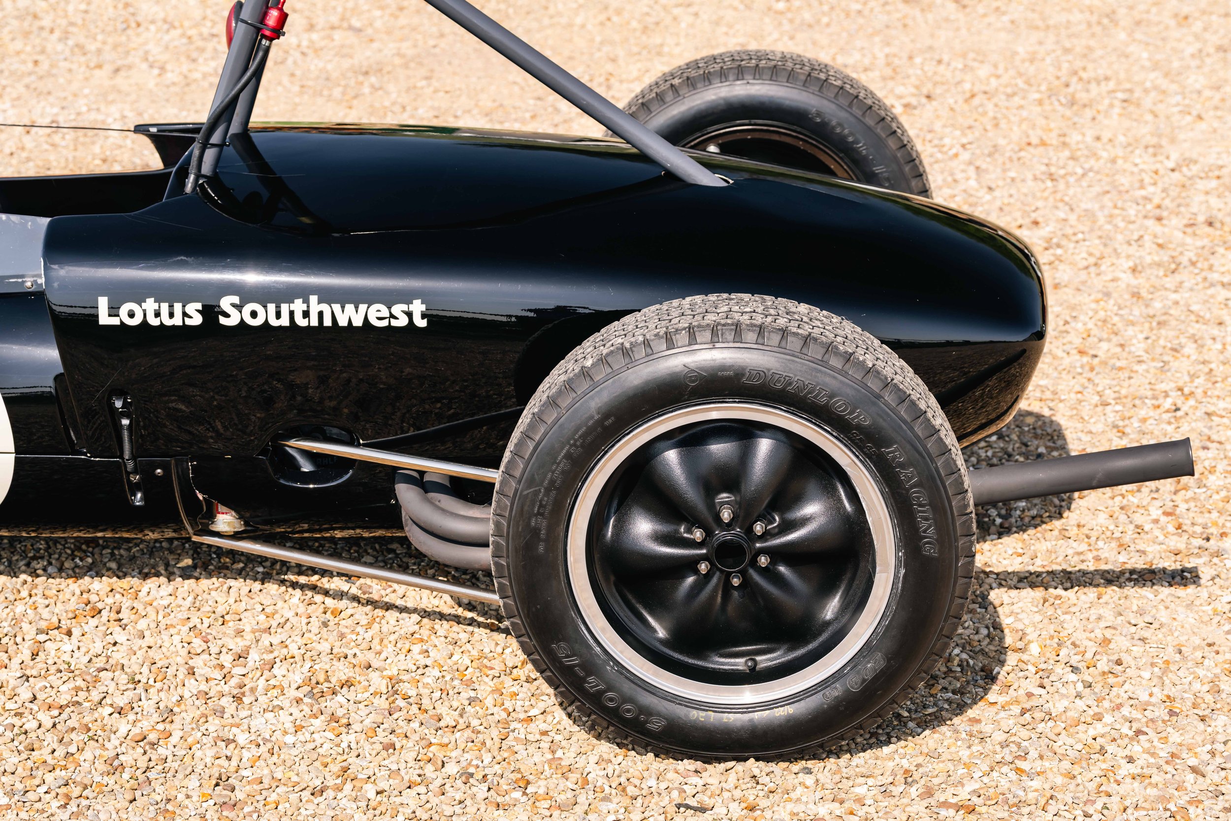 Lotus 20 Formula Junior – rear three-quarter, chassis 20-J-905, Southwest sponsorship decal, black livery