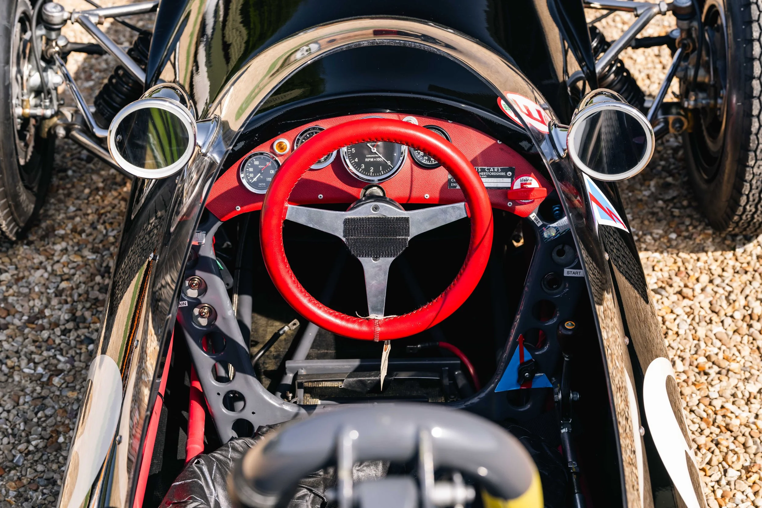 Lotus 20 Formula Junior – cockpit detail, chassis 20-J-905, red steering wheel, instrumentation and roll hoop