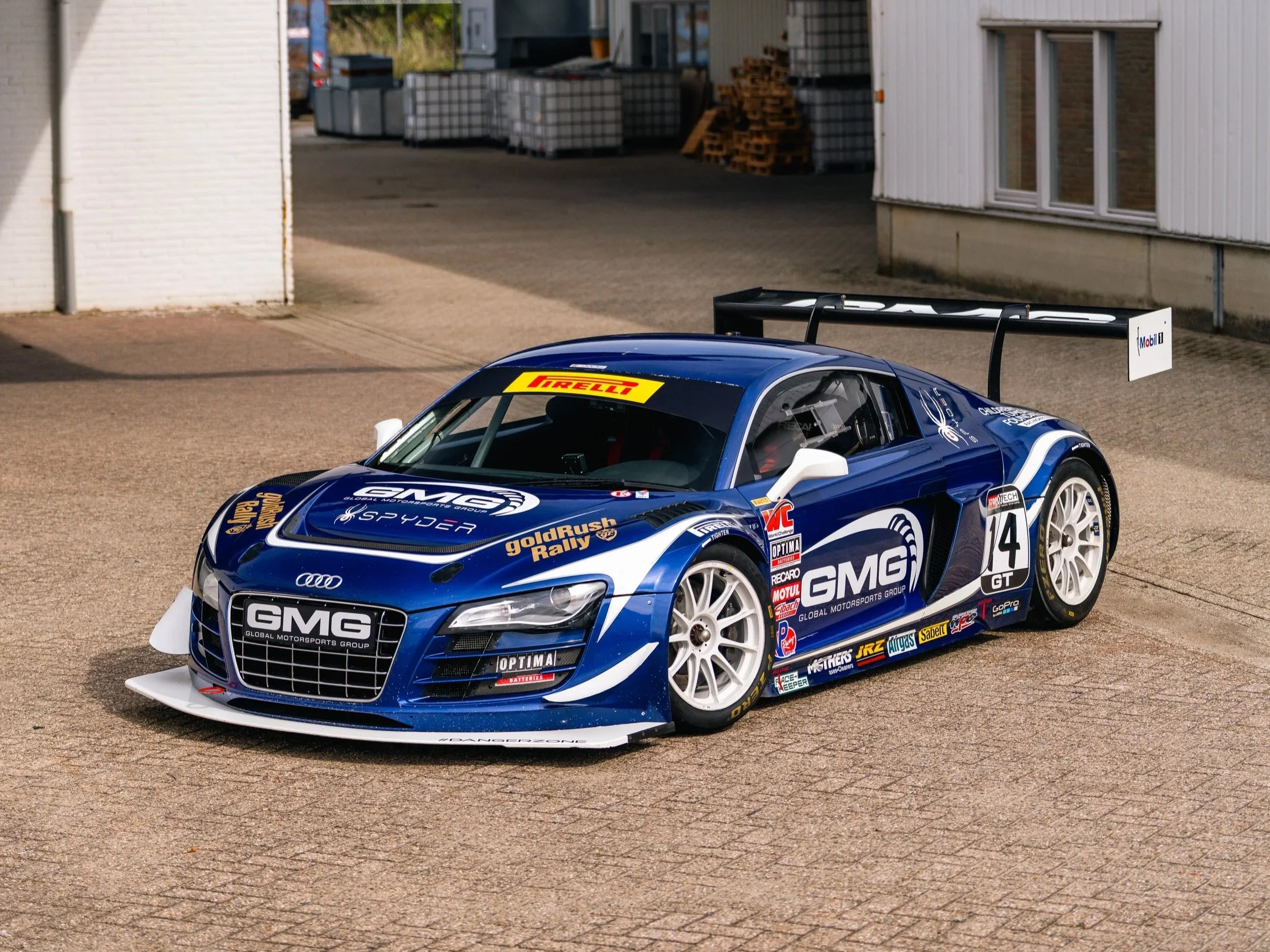 2011 Audi R8 LMS Ultra GT3 - The first R8 GT3 to win in the USA