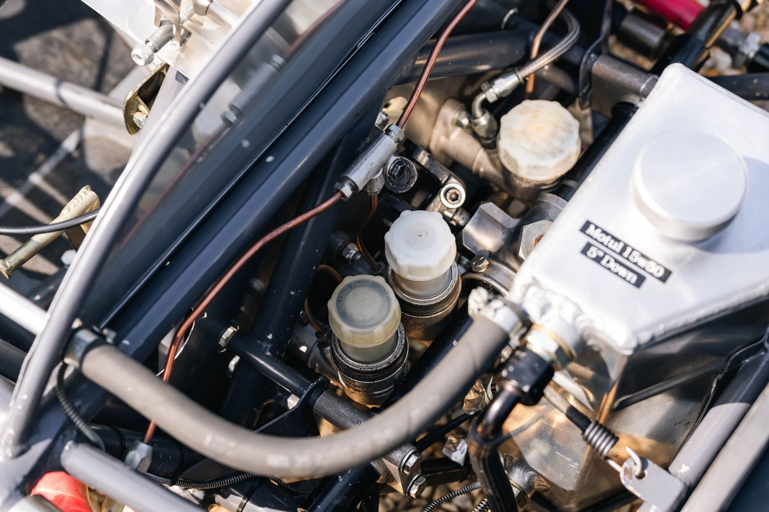 Lotus 20 Formula Junior – engine bay nearside, chassis 20-J-905, brake fluid reservoirs and plumbing
