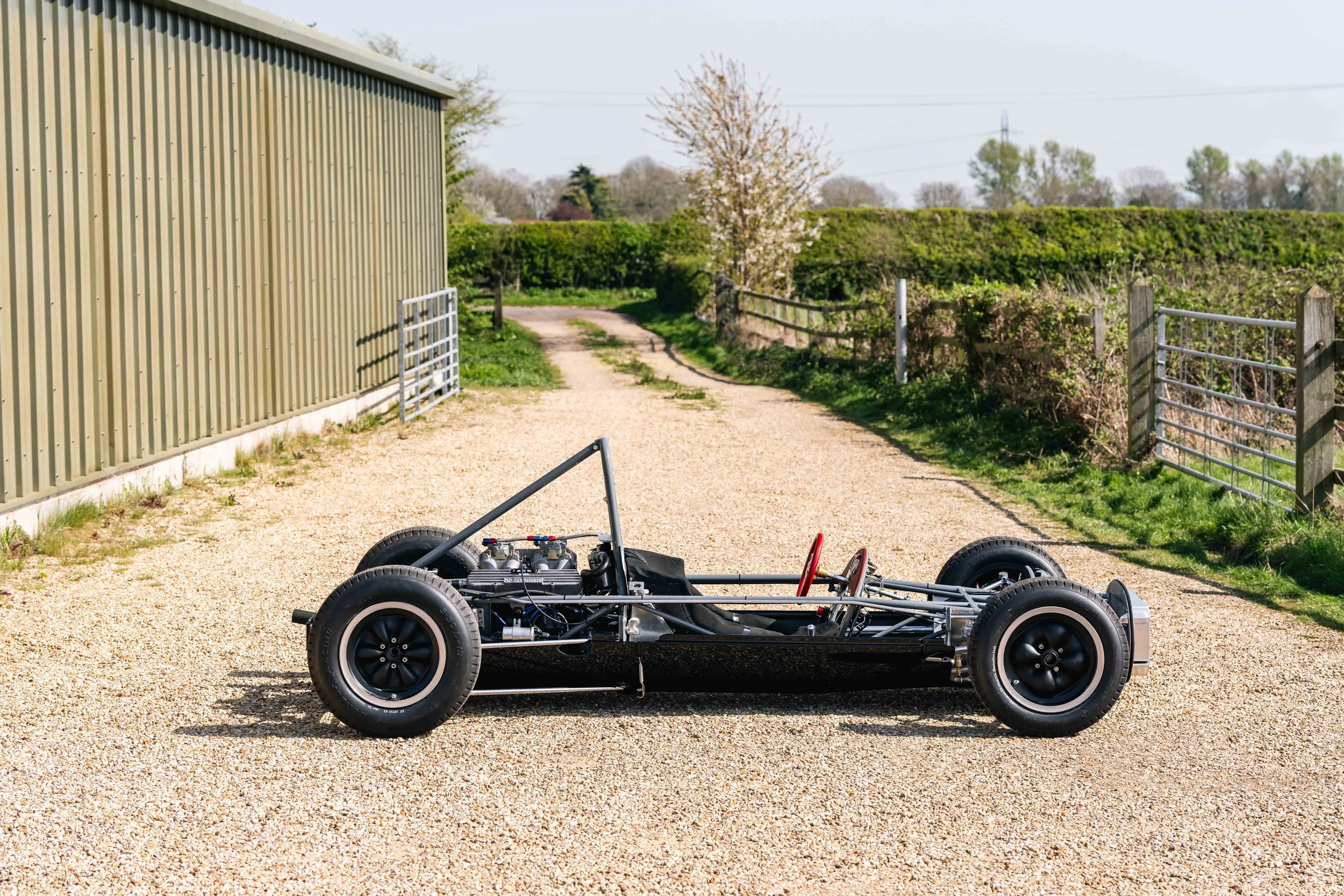 Lotus 22 Formula Junior – right profile without bodywork, chassis 22-J-39, spaceframe and Hewland gearbox