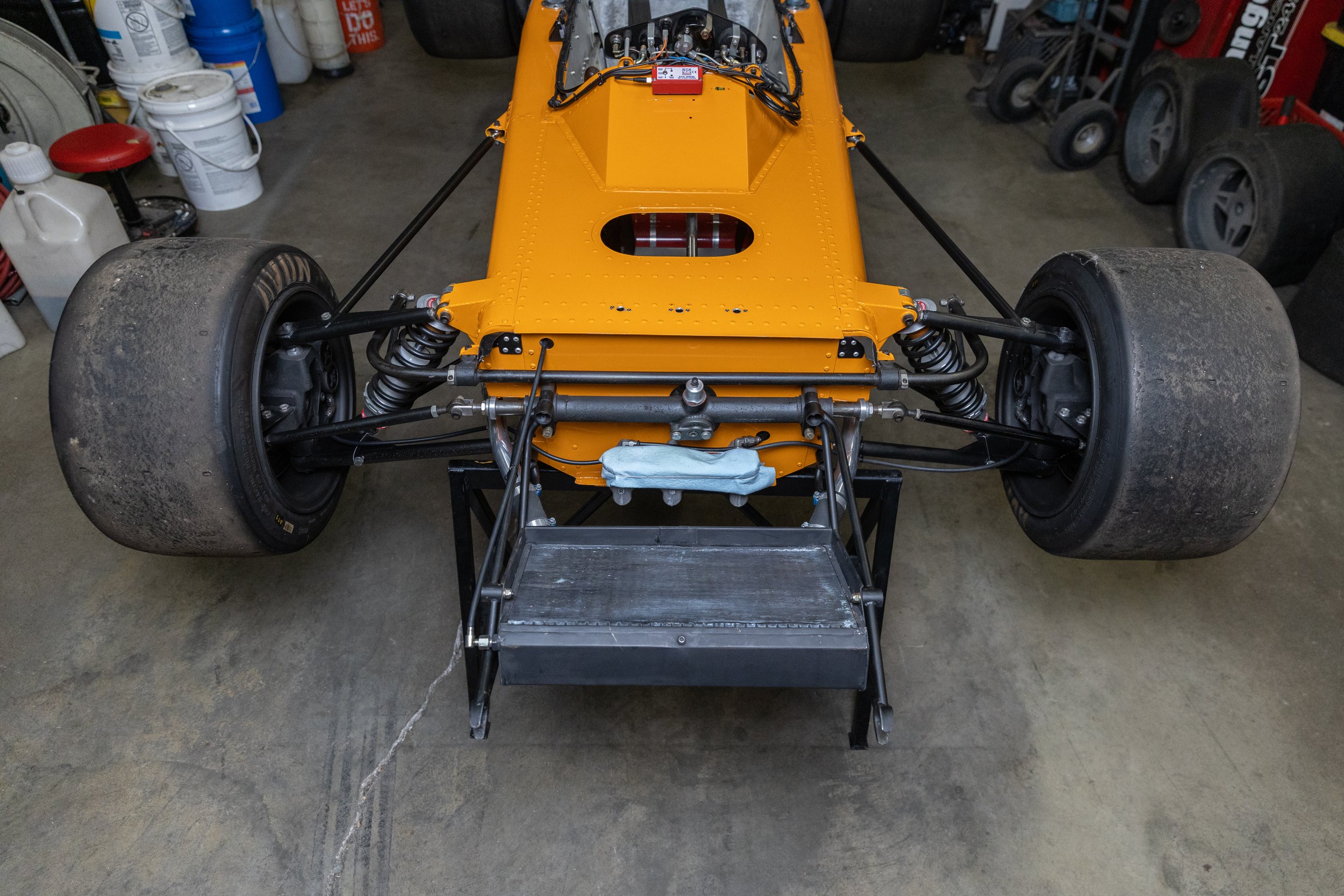 McLaren M21 Formula 2, chassis M21-3 — bare aluminium monocoque underside, front suspension pickups visible