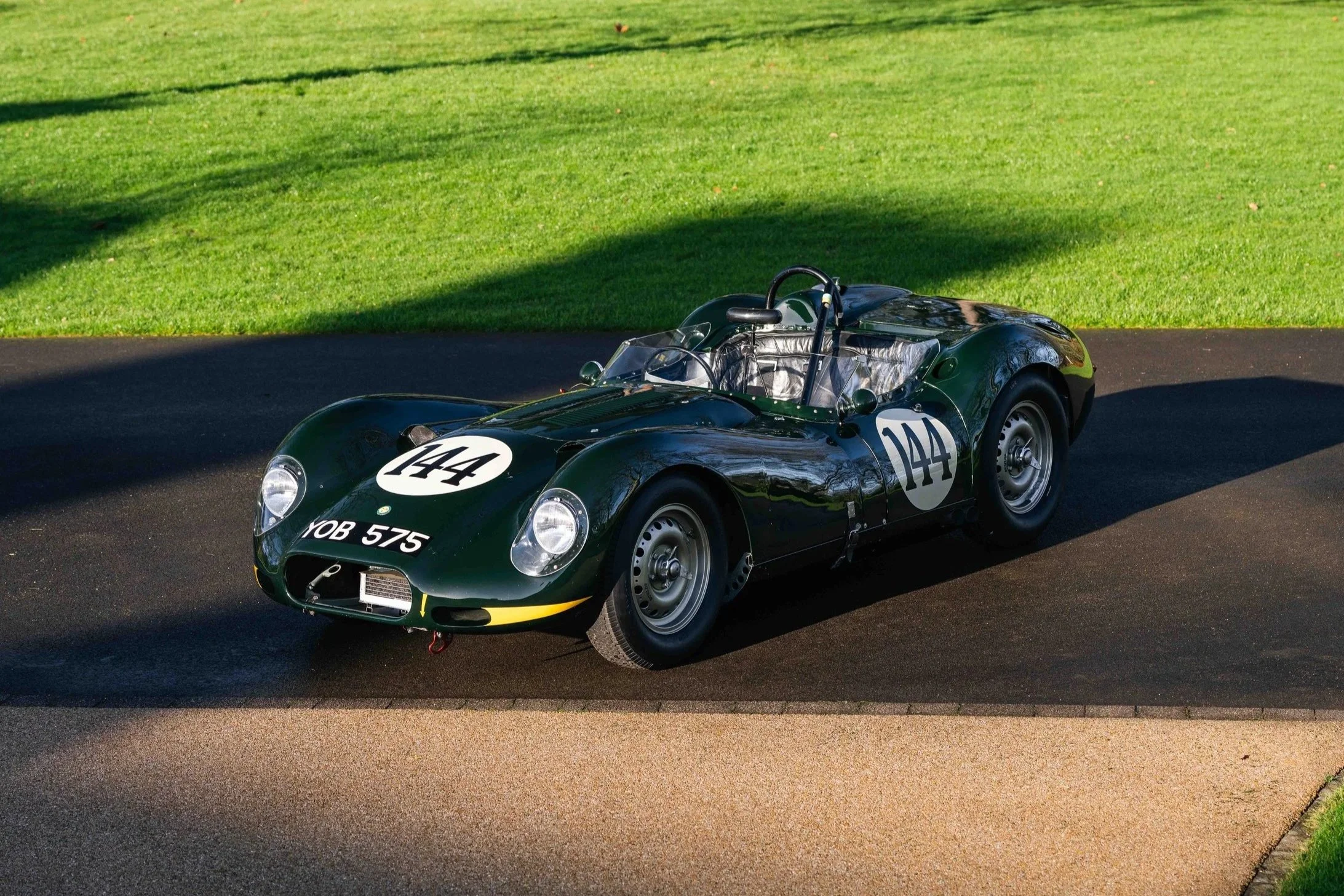 1958 Lister Jaguar 'Knobbly' - The Famous YOB 575