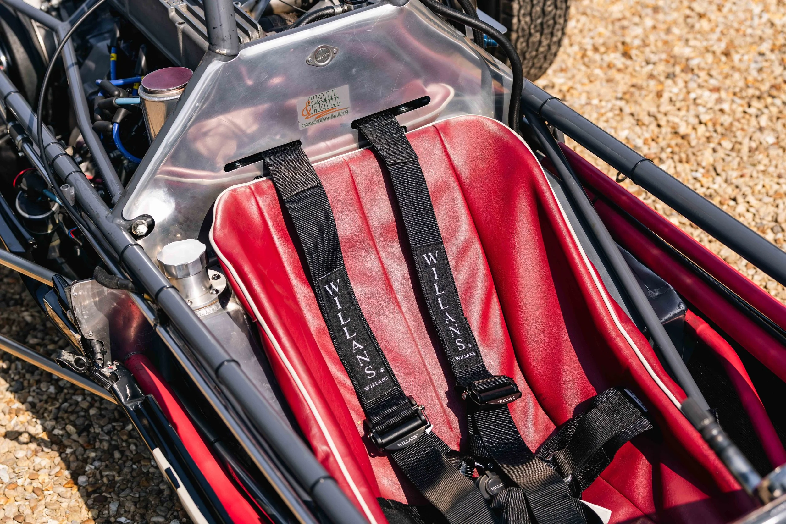 Lotus 20 Formula Junior – cockpit with red seat and harness, chassis 20-J-905, instrumentation and roll hoop