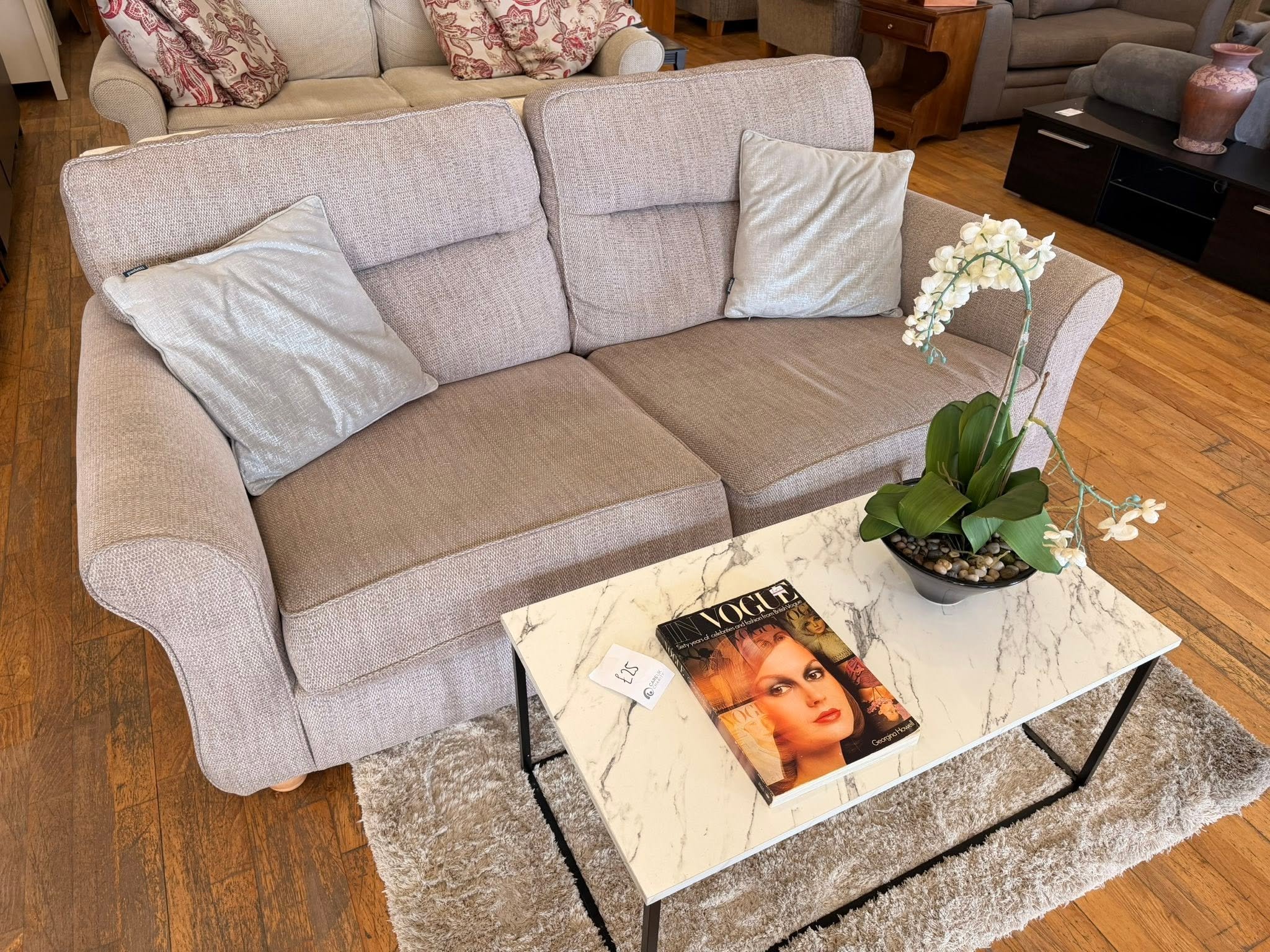 Lovely sofa that has been donated