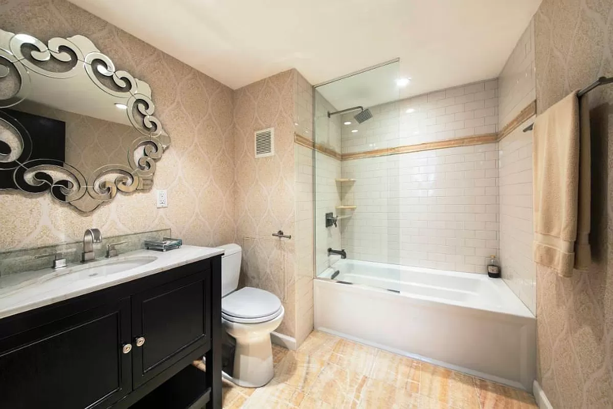 bathroom2.png