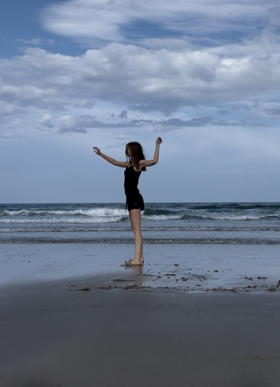  Discover a mindful and sustainable approach to moving with greater ease, awareness and freedom. 