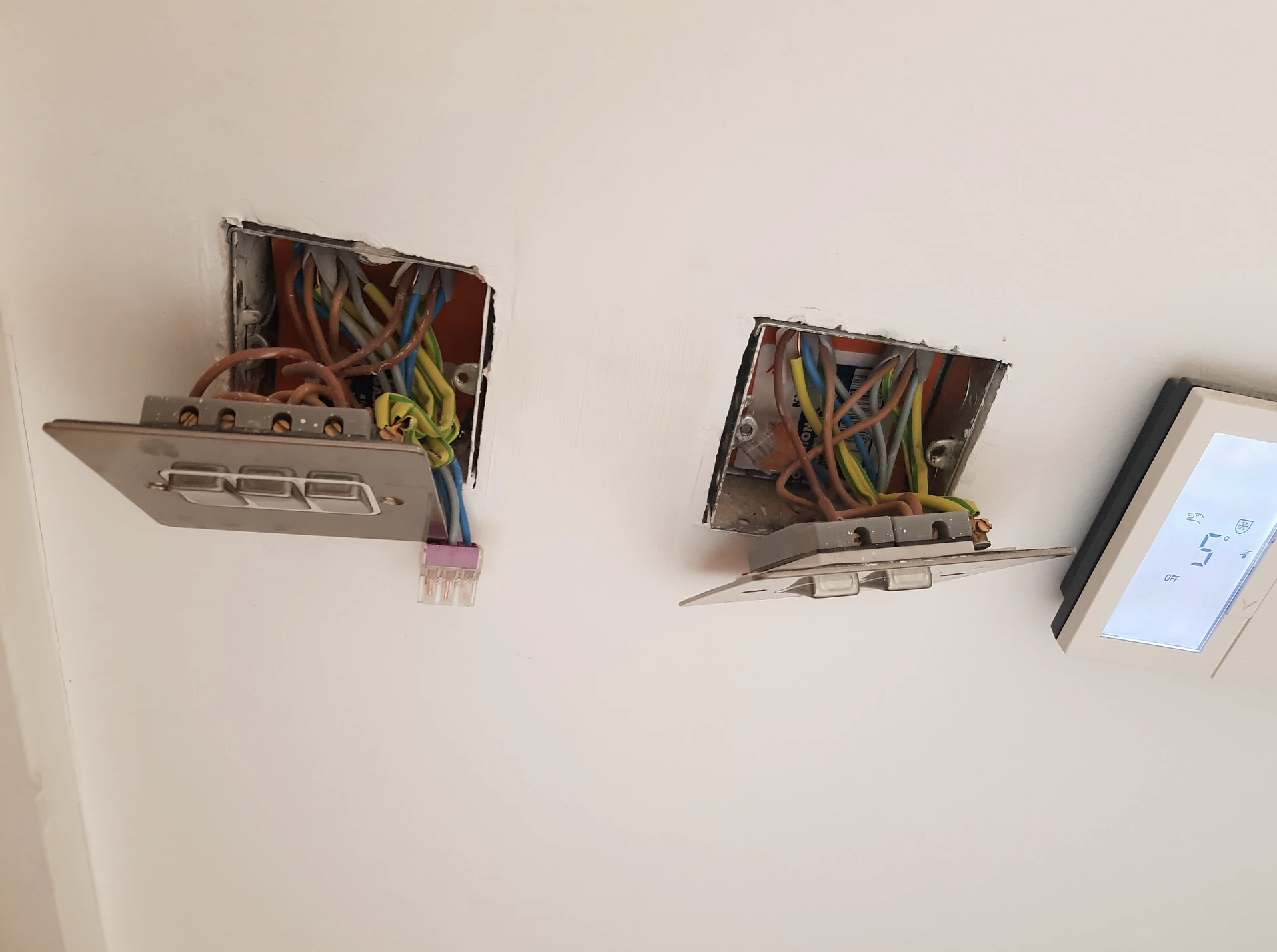 comeshandy-electrics9.png