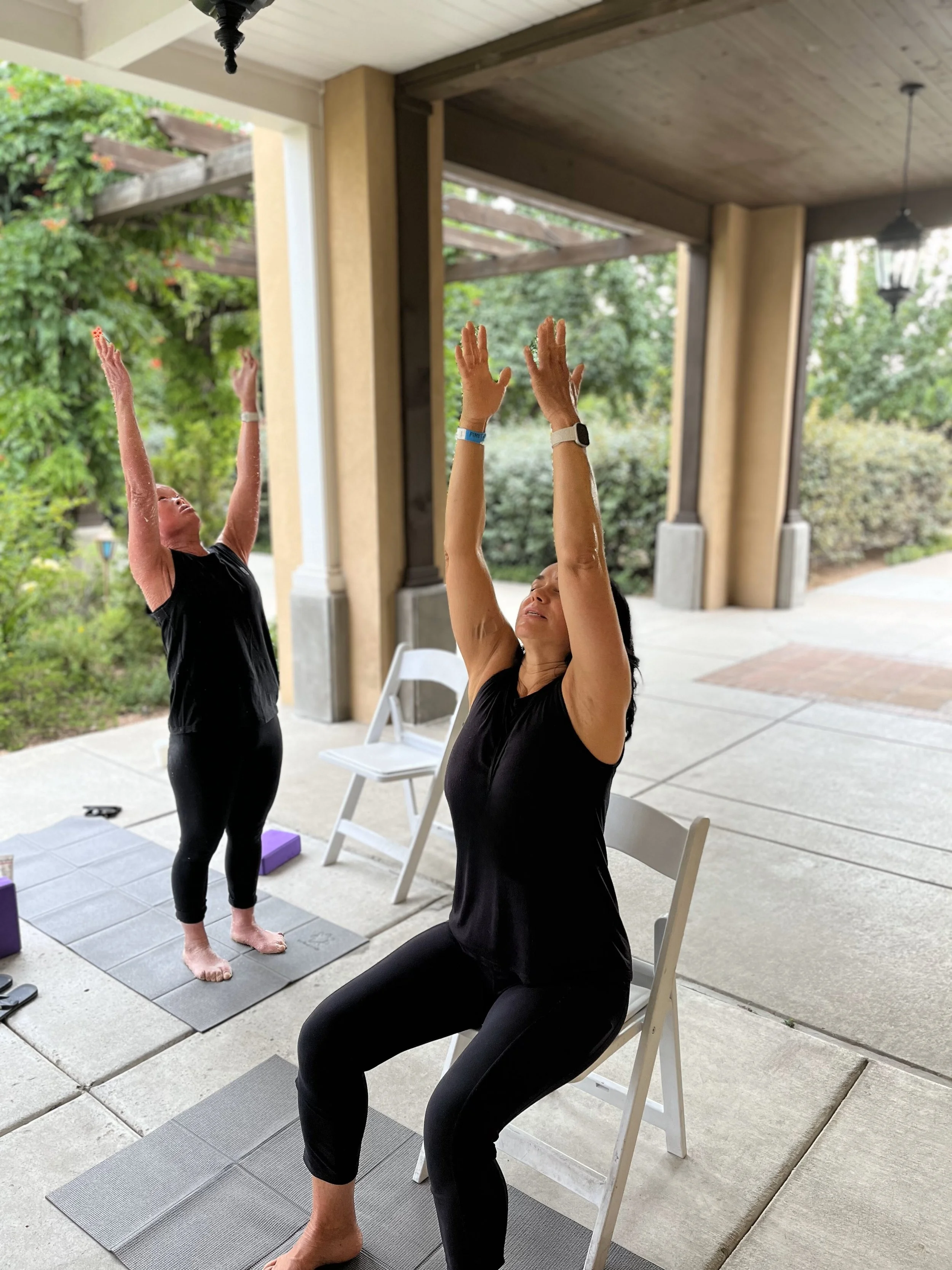 Trauma-sensitive yoga practice with invitational guidance