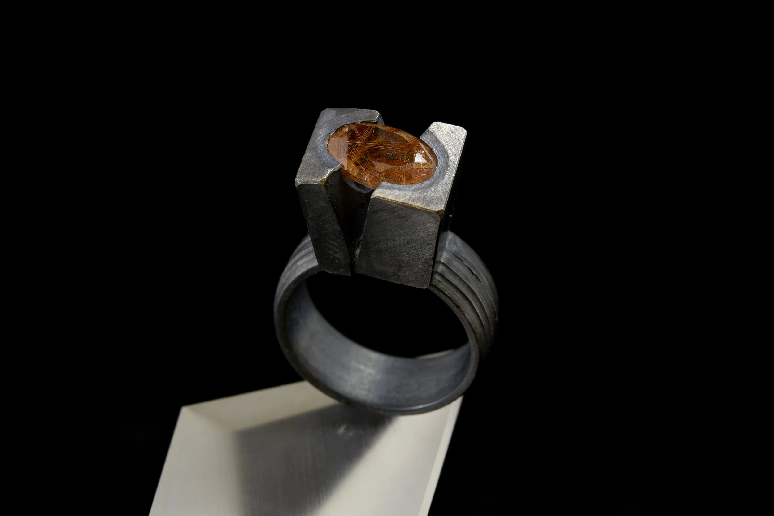 8Sept26 Split Rutile3.JPG
