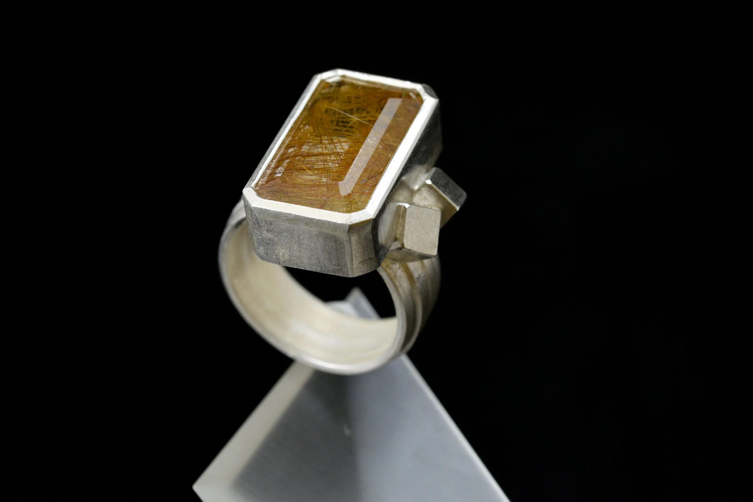 8Sept26 Rutile3.JPG