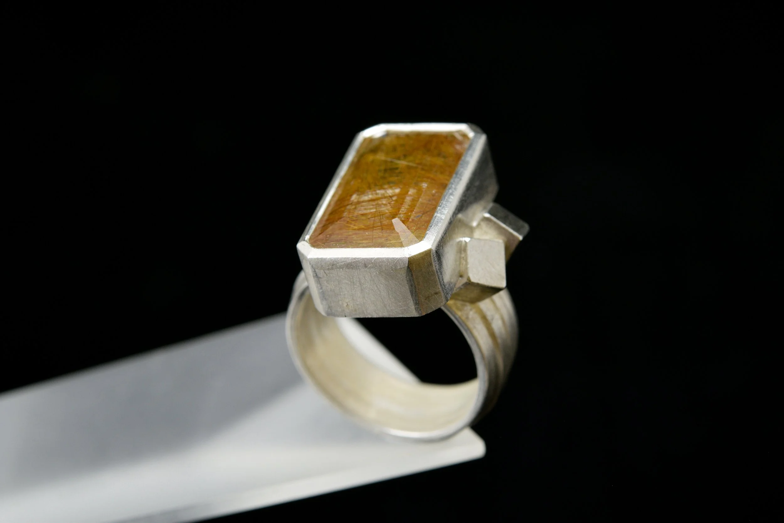 8Sept26 Rutile1.JPG