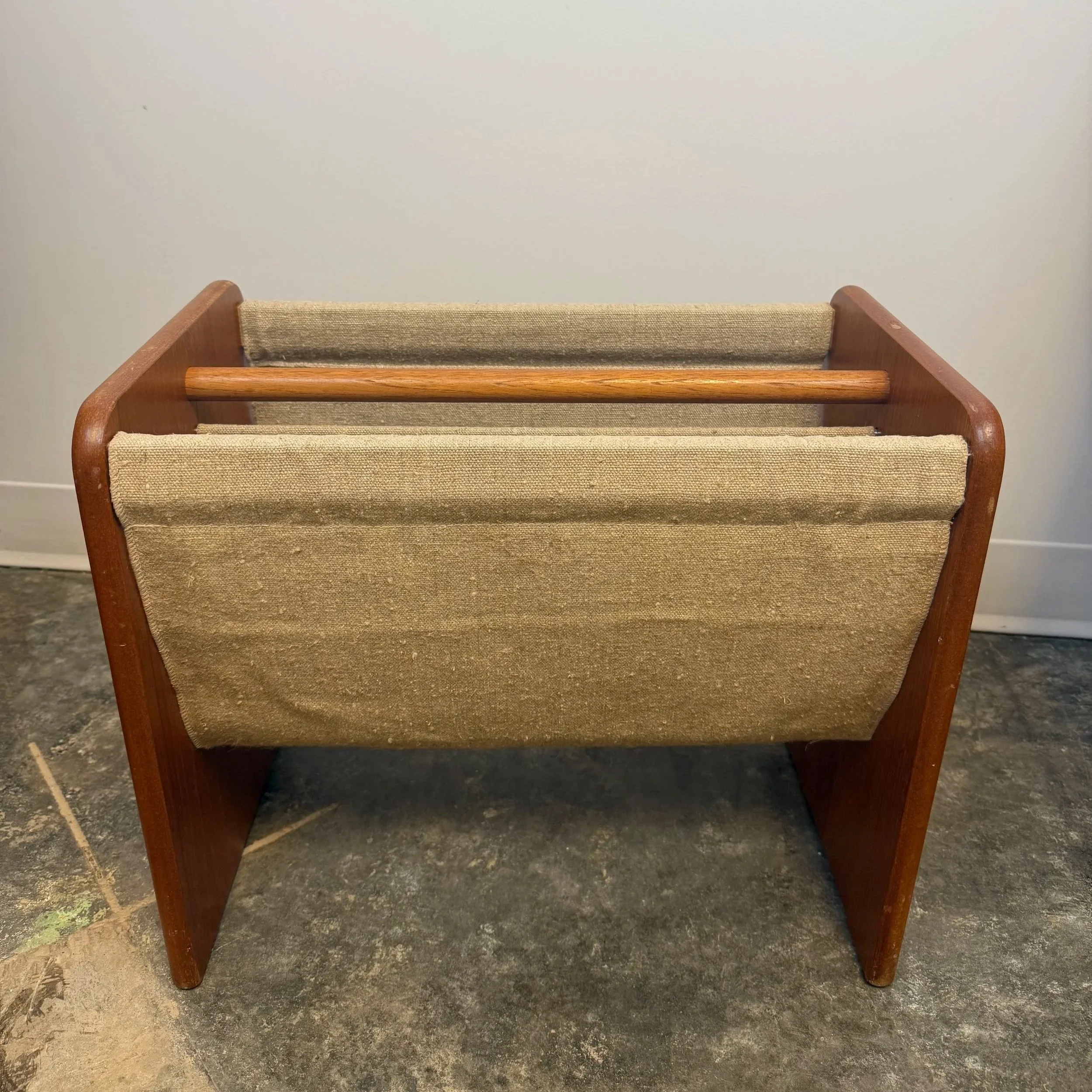 MCM Magazine Rack