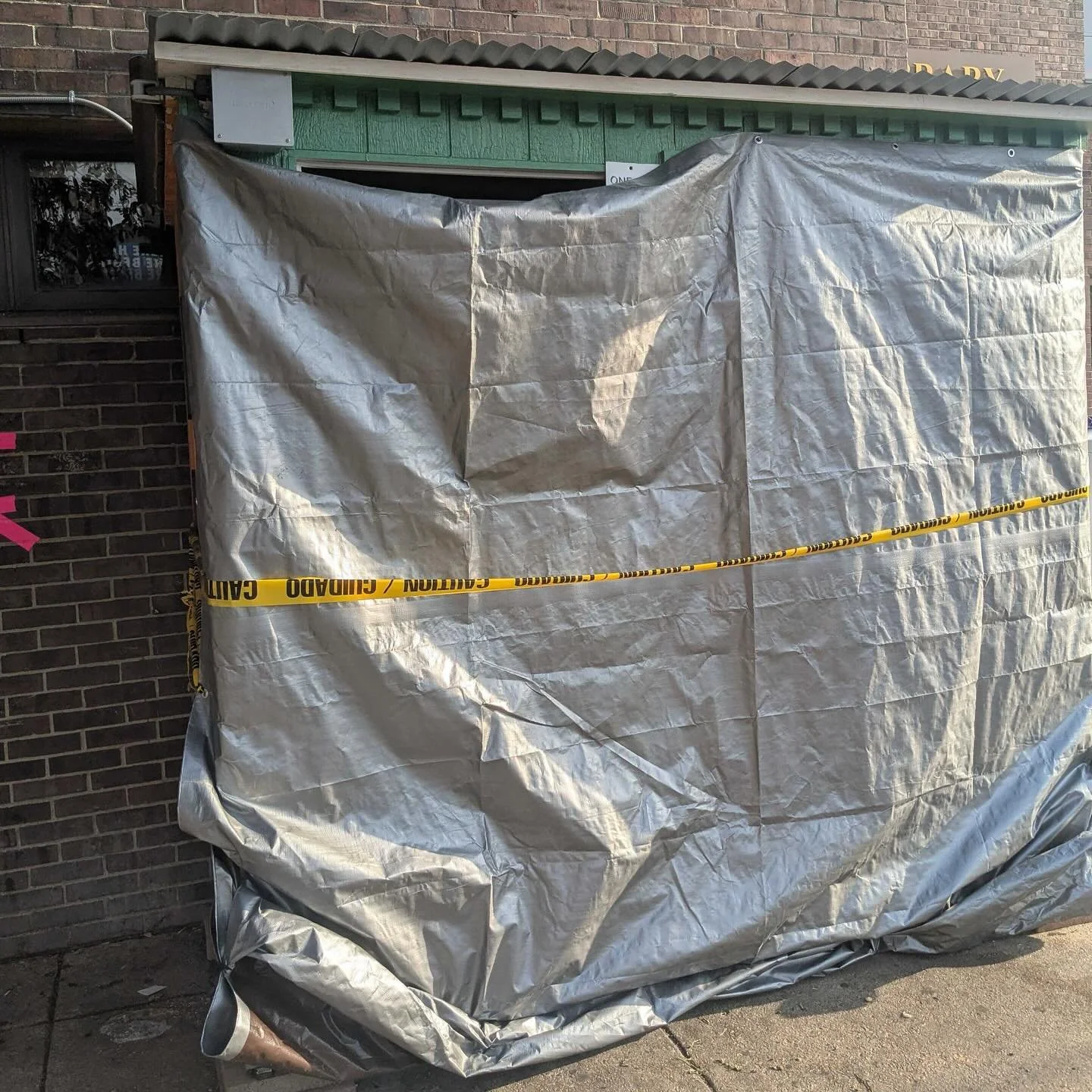 FRIDGE IS CLOSED UNTIL FURTHER NOTICE ‼️ NO ITEMS GO IN OR OUT OF THE FRIDGE. DO NOT LEAVE ANY DONATIONS AROUND THE FRIDGE, IT WILL IMMEDIATELY GO IN THE TRASH.