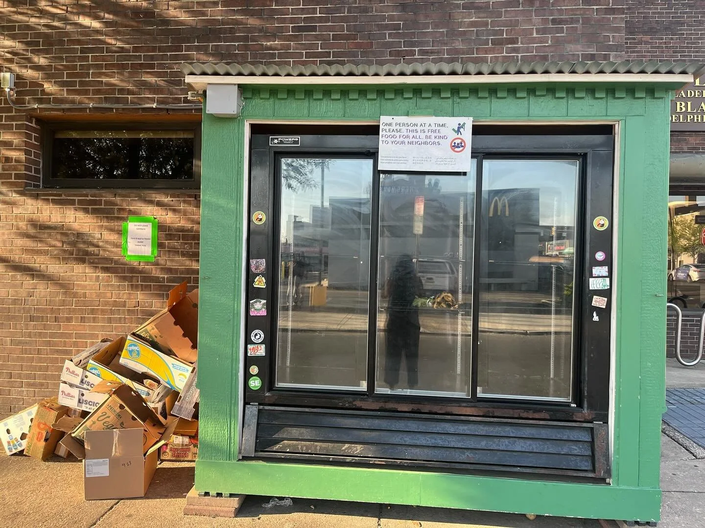 Swipe for a clean Fridge!

This morning&rsquo;s volunteer check-in:

THURS AM: Bready Fridge today, clean up inner and outer fridge, broke down boxes, swept, and met a few community members. 

Thanks, Aaliyah 💜✨