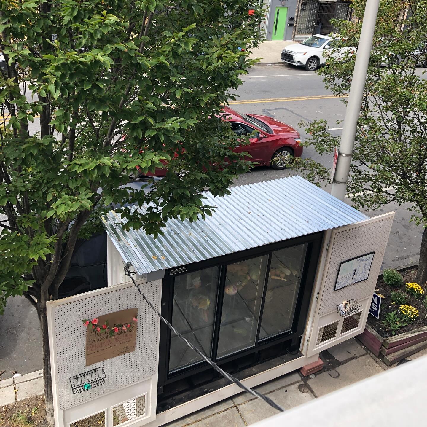 Just a reminder that there was a time when SNAP was backed up, stimulus checks were on hold, and grocery stores within walking distance shut down overnight. What rose from it was a rapid wave of mutual aid and community care. 

There were groups mobi