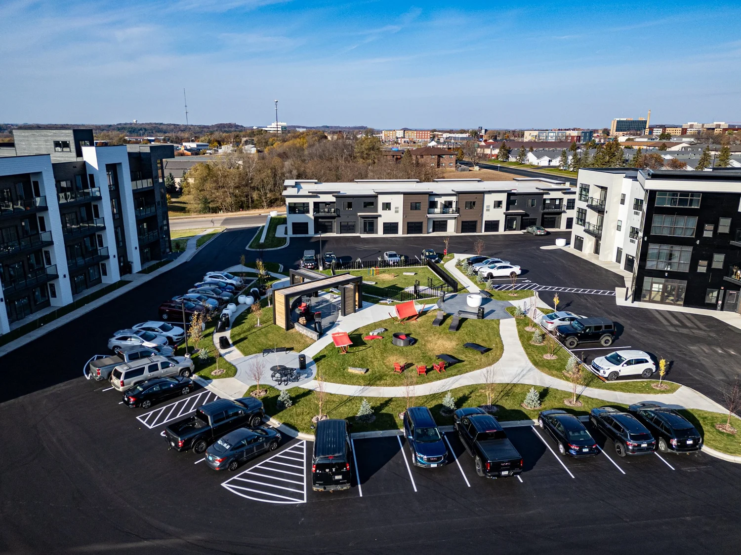 Amenities — Azure Upscale Apartments Eau Claire