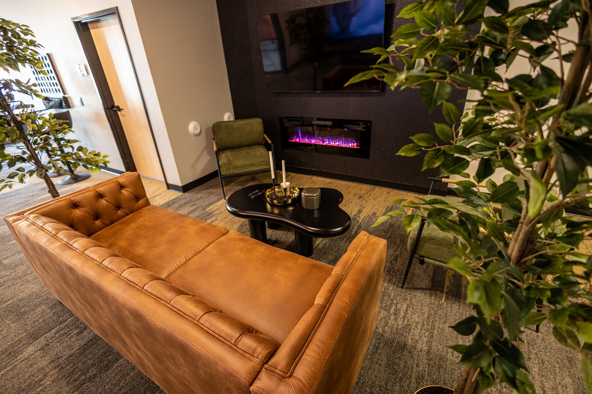 Azure Upscale Apartments Eau Claire
