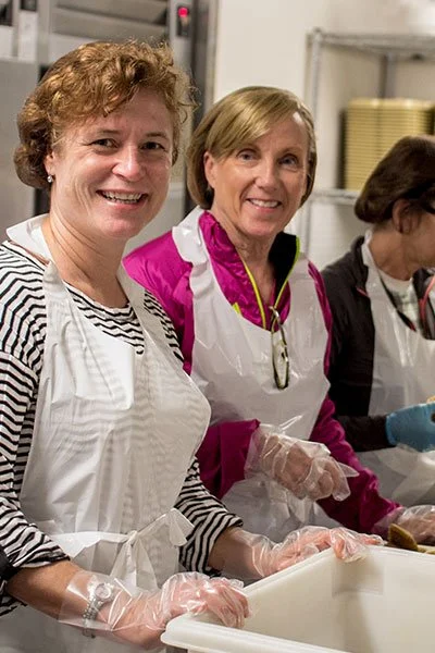meal-volunteers.jpg