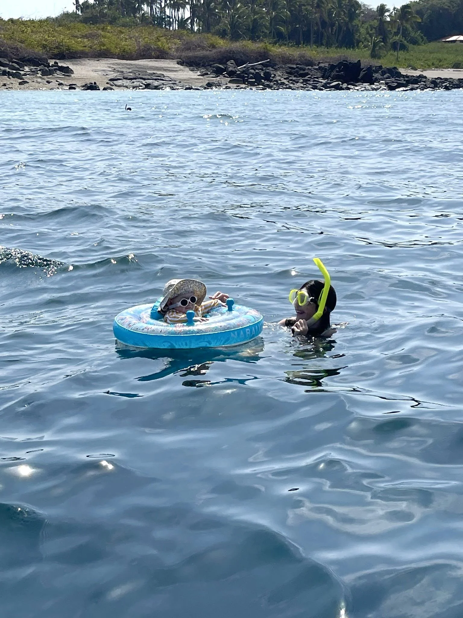 PANAMA AUTHENTIQUE voyage avec un bebe retour client .jpg