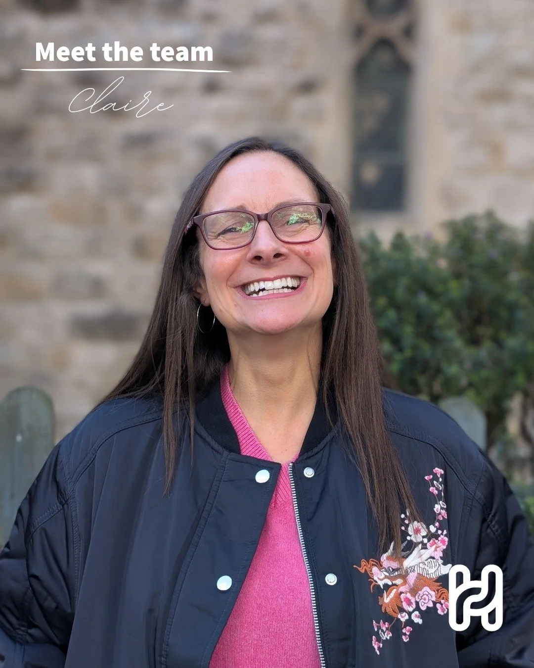 For this weeks Meet The Team Monday, we have Claire our Vicar! Swipe to see how she got involved with the Church and who from the Bible she would like to have dinner with 😊