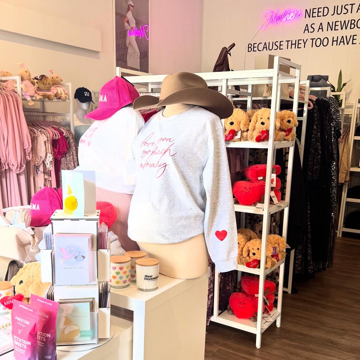 Welcome @warmies_usa to the Bump City curation! Warmies&reg; are fully microwavable to provide hours of soothing warmth and comfort. These adorable soft toys are scented with real dried French lavender and perfectly weighted for a positive sensory ex