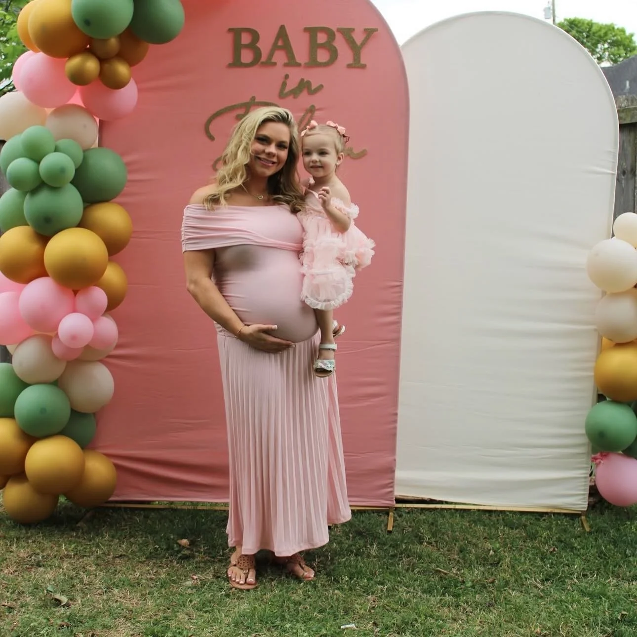 Our beautiful AND hilarious Social Media Manager @kaitlyn.rae.mills celebrated baby girl-on-the-way this weekend! 💕 She&rsquo;s wearing &ldquo;The Ellie Drop Waist Dress&rdquo; from @bumpcity_nash 

#babyshower #bayshowerdtess #pinkmaternitydress