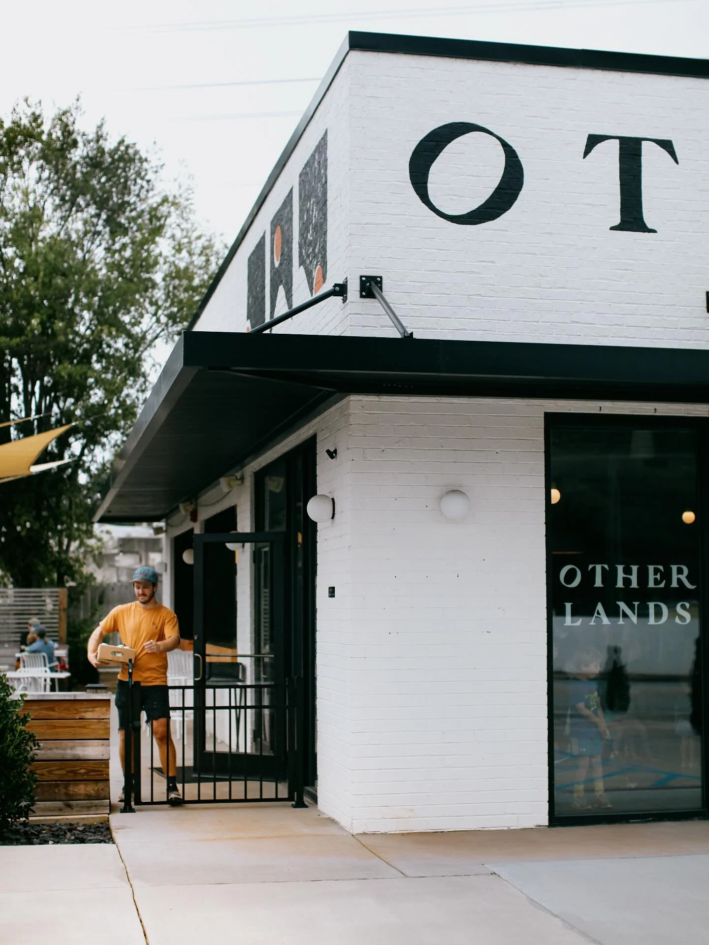 We’re open all Labor Day weekend long including Monday! Come check out our Monday Happy Hour that now includes $2 off House Classic Cocktails as well as steeply discounted beers, natural wines, na products, and our twice-fried fries.πΈ π» π π·