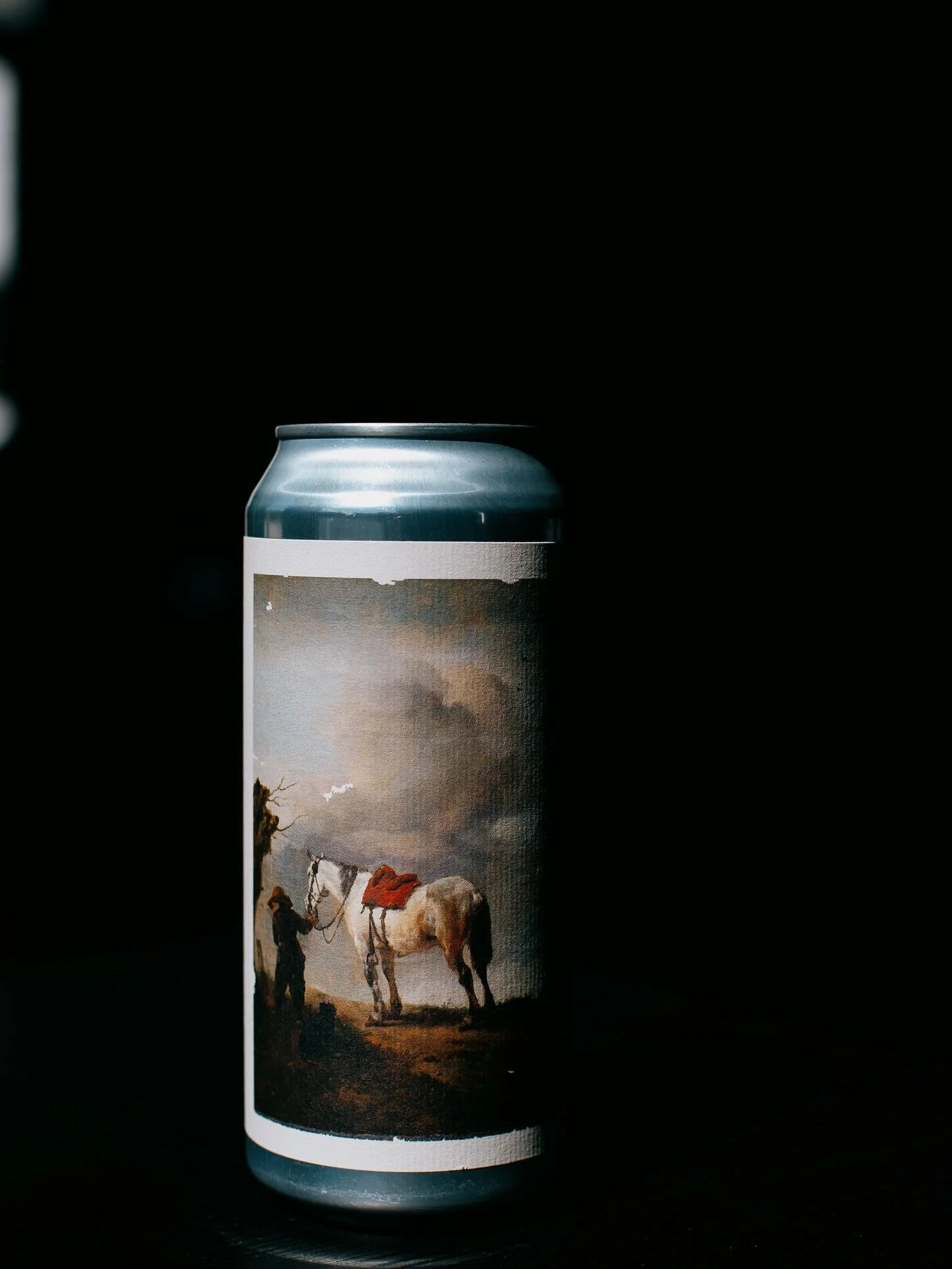 Saddle Bridge V.3 for year 3 π΄ and this time it’s in cans!
Our Oktoberfest-style festbier has been with us from the very beginning. We softly opened our doors in October and Saddle Bridge was one of the first beers we ever put in tank. Since