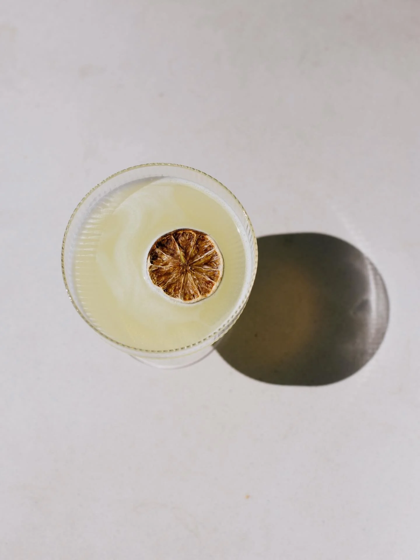 OL Kiwi Sour 🥝 

gin, melon liqueur, lime, house made kiwi syrup

Tart, fresh, lively. Perfect for sunny patio sippin ☀️