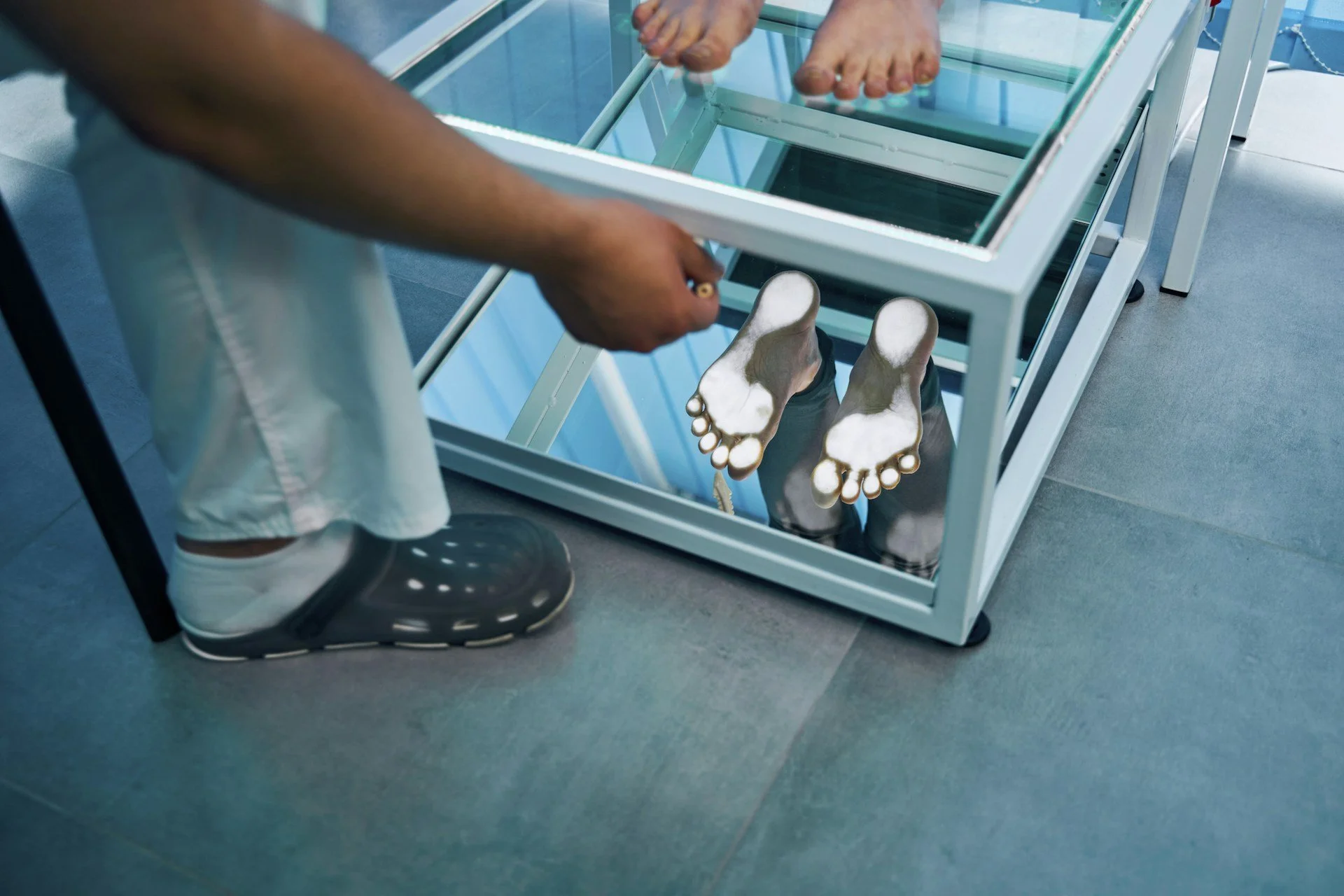 Custom Orthotics in Toronto for Spring Walking Pains