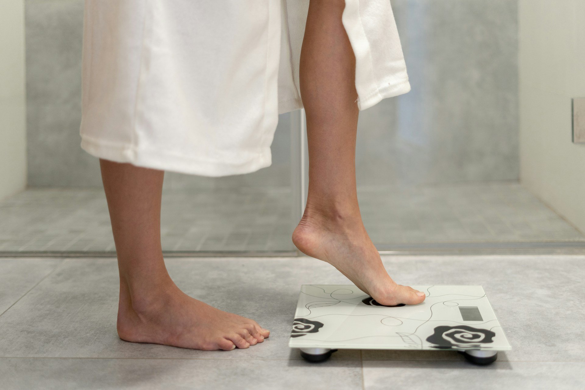How Weight Loss in Toronto Affects Joint Pain Over Time