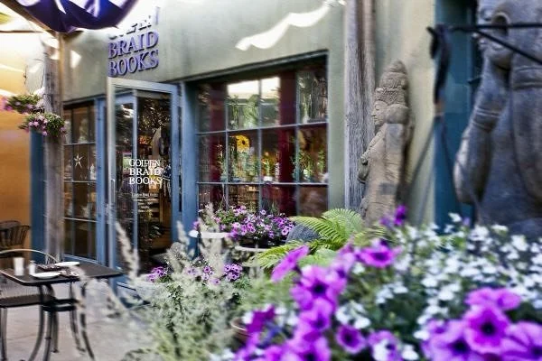 Golden Braid Books and Oasis Caf&eacute; will be closed temporarily for floor renovations.

We will close at 3:00 PM on Monday, November 17th and reopen for regular business hours on Thursday, November 20th.
Thank you for your understanding 💫💫💫