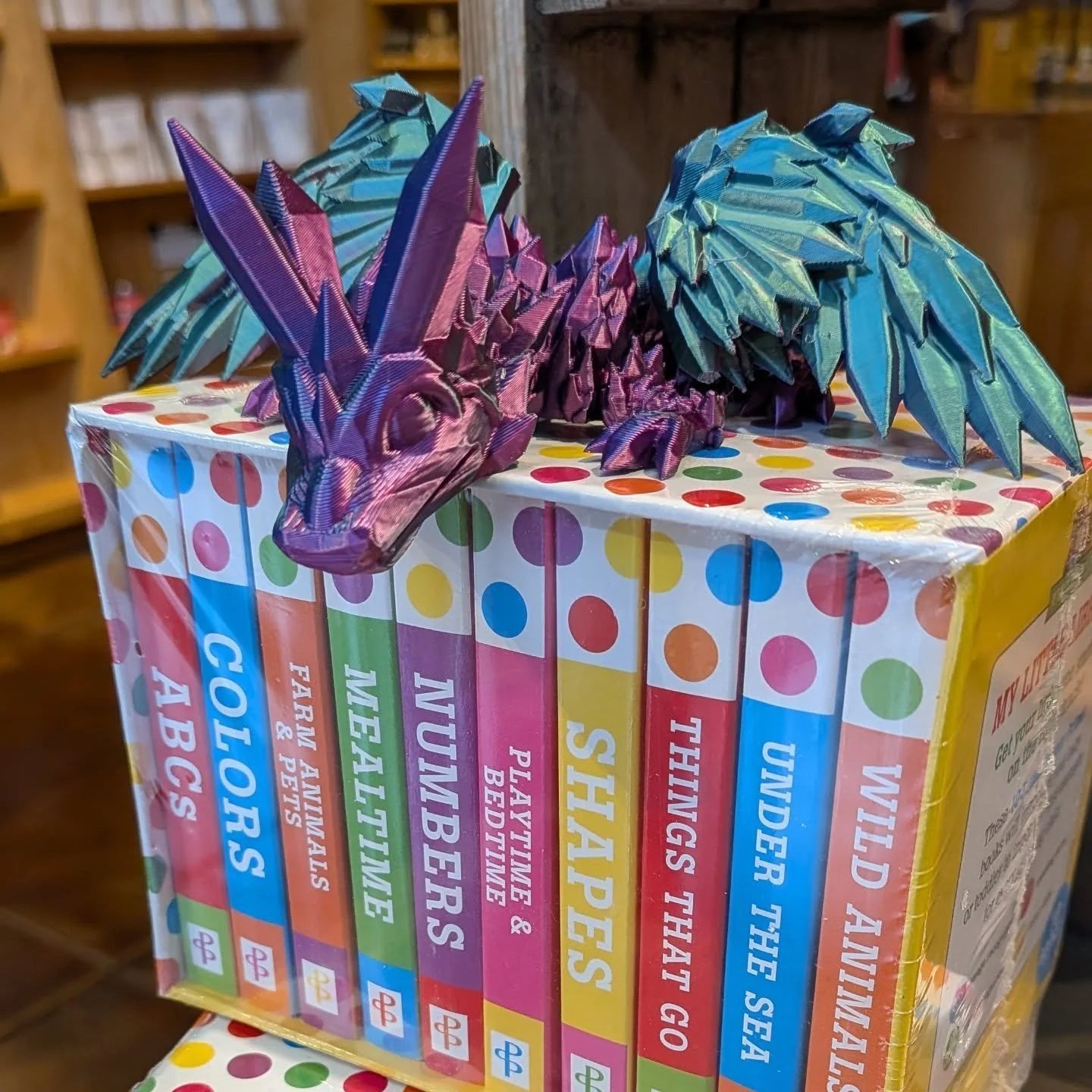 Oh my goodness stop! 
How adorable! 
Everyone needs a dragon by their side! 

3D dragons for everyone! My little Library board books for the kiddos!!

#dragons #utahbookstores #slcbookstores #slckids #utahkids