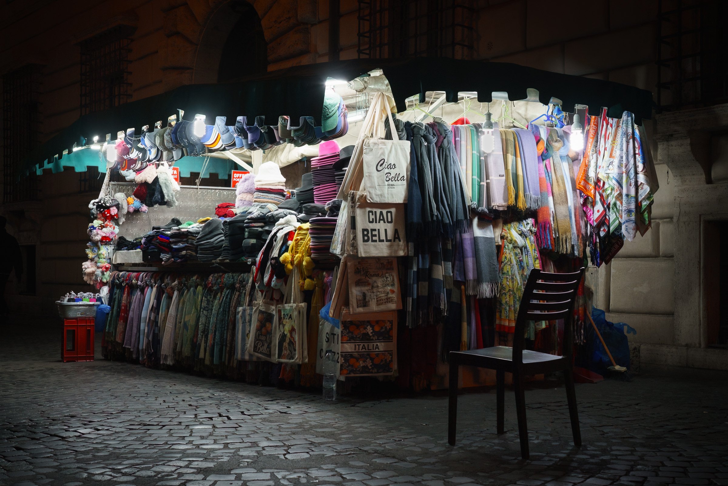 Rome-kiosk-navona-5641-2025-web.jpg