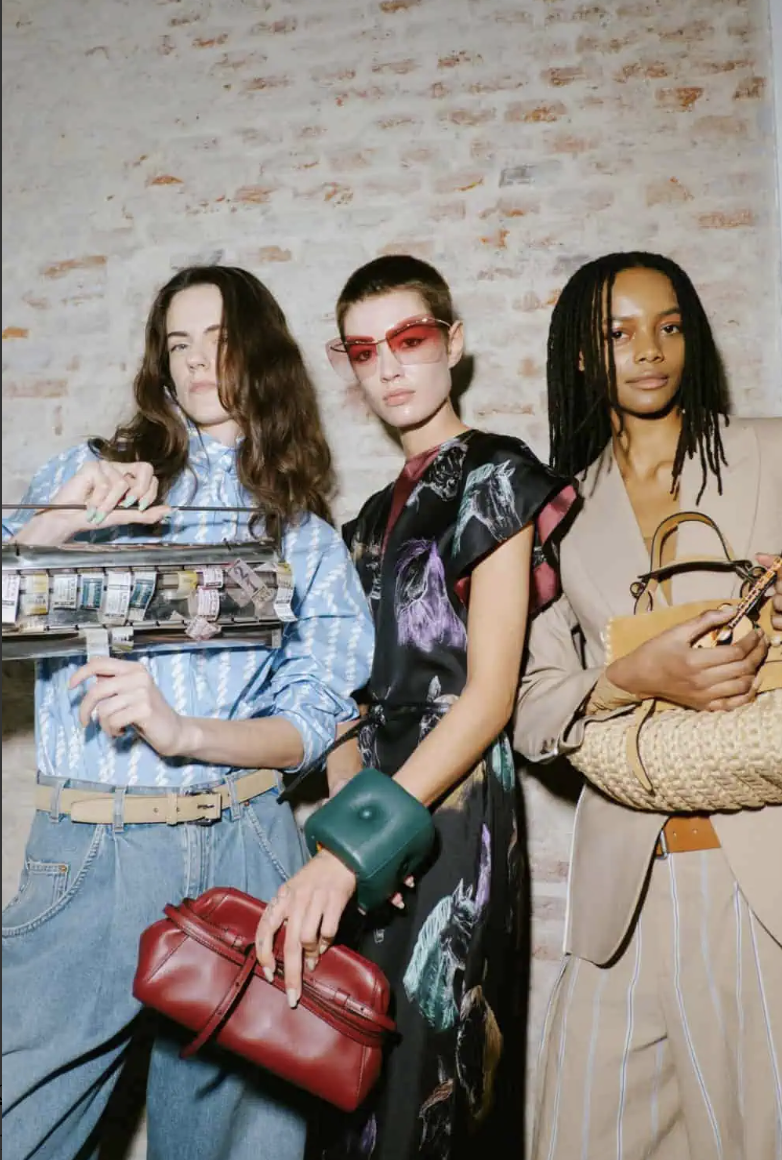 Image credit: us.moschino.com