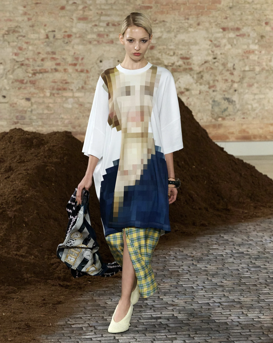 Image credit: us.moschino.com