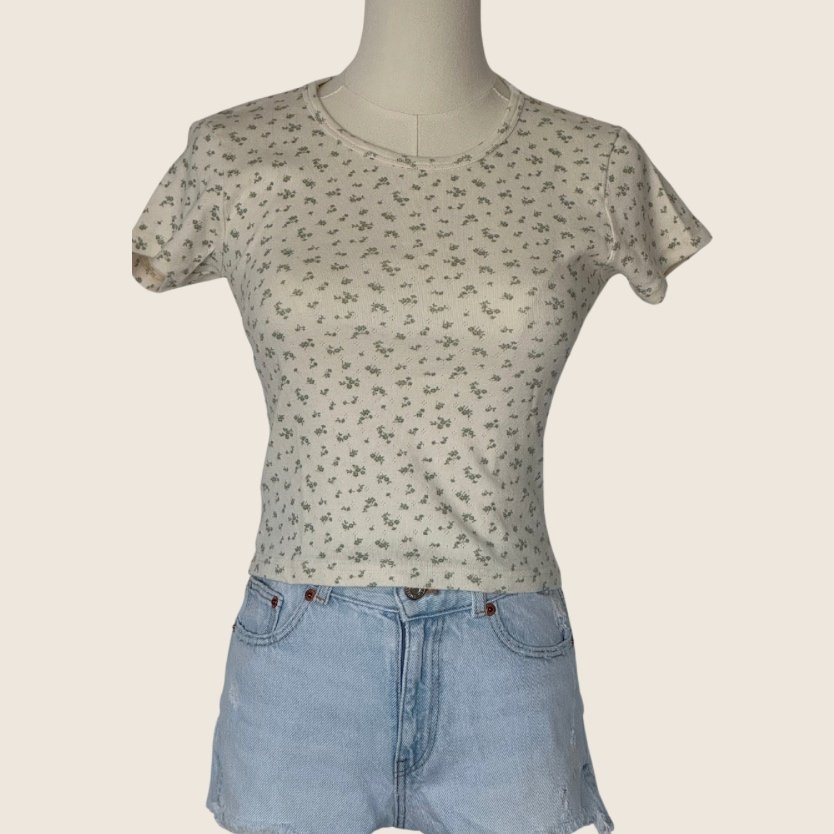 Like New - Brandy Melville T-Shirt