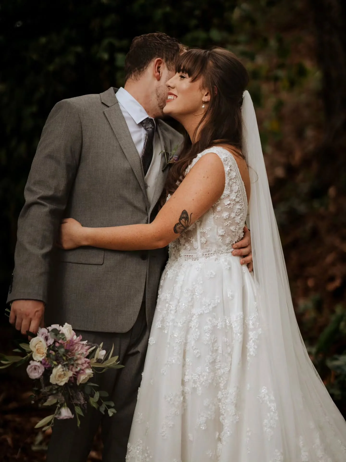 Forest first look, vineyard photos, and clouds that actually knew the assignment 😄📸🌿

These two legends absolutely smashed their big day! ✌️ 

More photos at www.htmedia.co.nz (link in bio) 

💫 Dream Tea💫 
Hair/Makeup: @gilly_tippett
Make up: @m