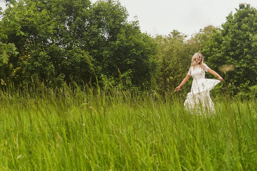 Maddy+sarnia+wedding+photographer+syndeham+ridge+estates.jpeg
