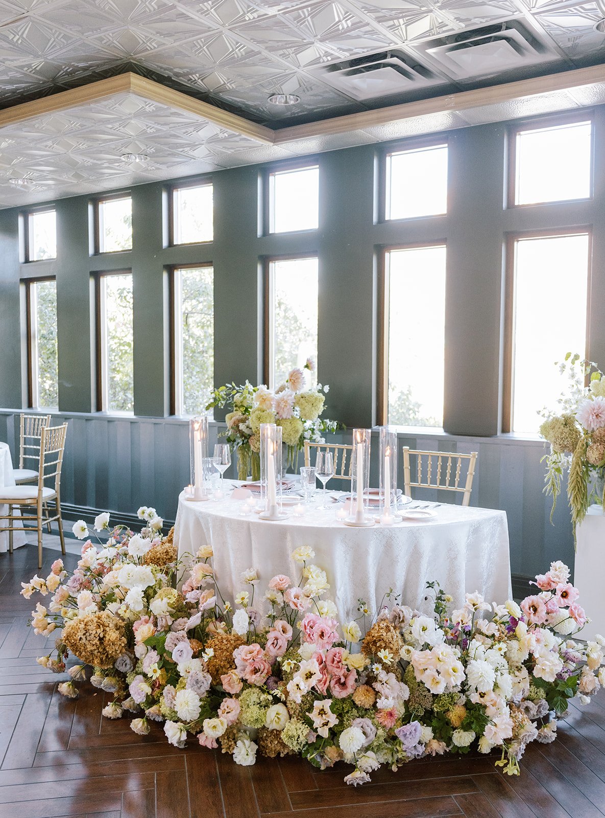 Angela-Chris-Wedding-at-Van-Dusen-Mansion-Sneak-Peeks-74_websize.jpg