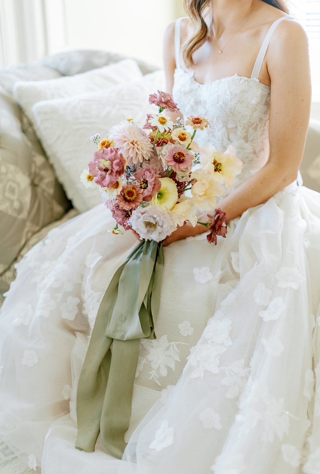Angela-Chris-Wedding-at-Van-Dusen-Mansion-Sneak-Peeks-8_websize.jpg