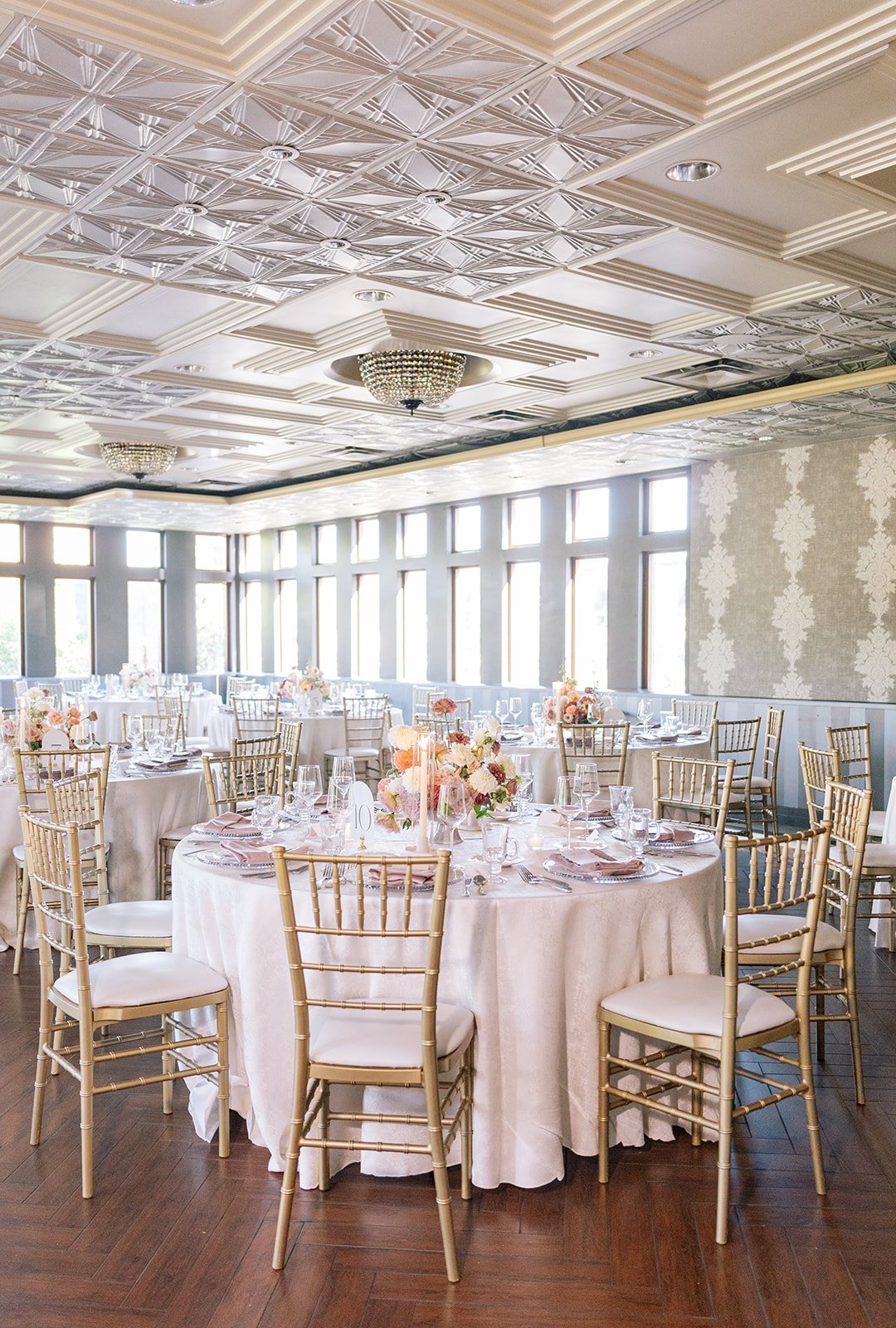 Angela-Chris-Wedding-at-Van-Dusen-Mansion-Sneak-Peeks-73_websize.jpg
