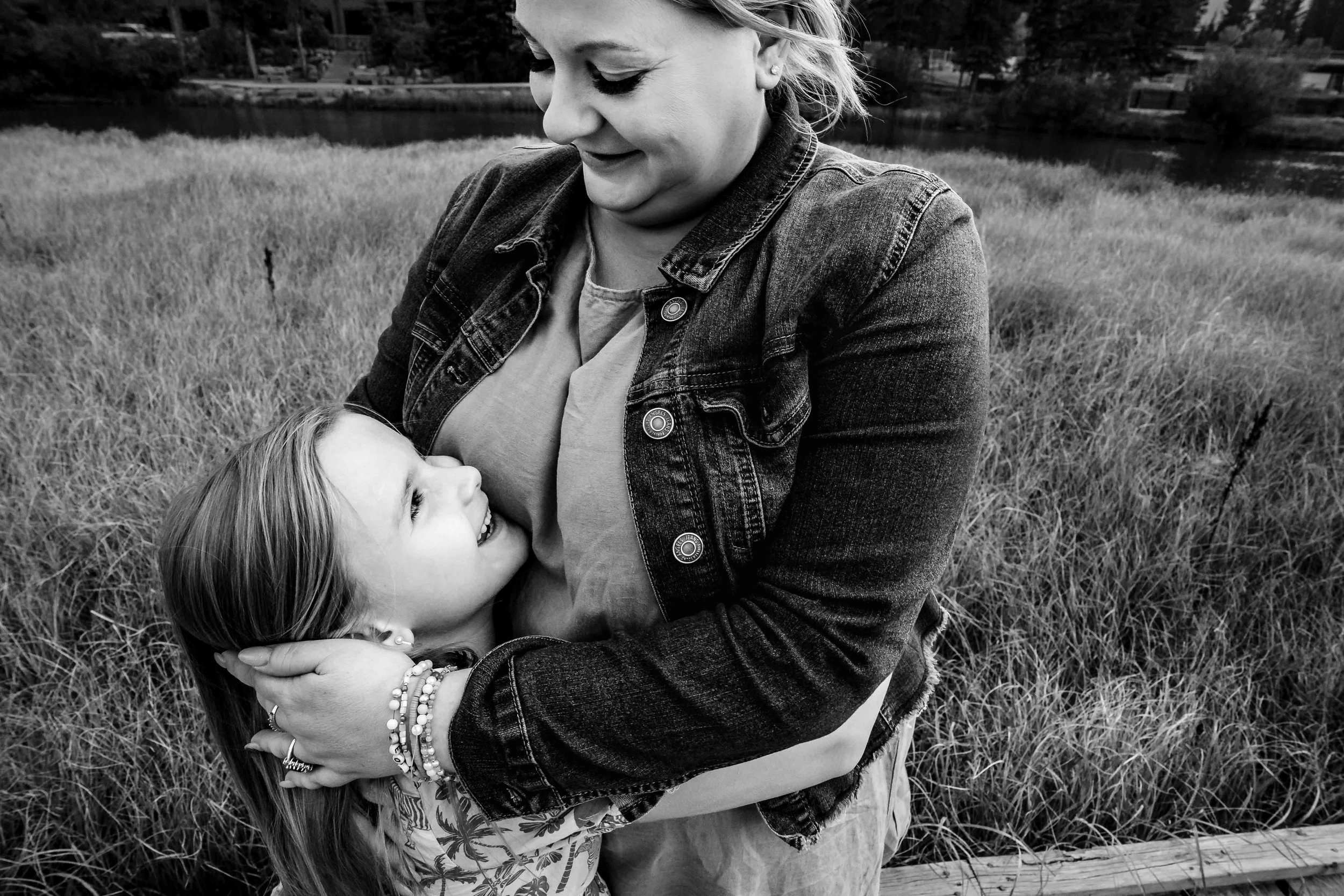 ALISON_LAPCZUK-CANMORE-FAMILY-PHOTOGRAPHERKateG_ABC1833.jpg