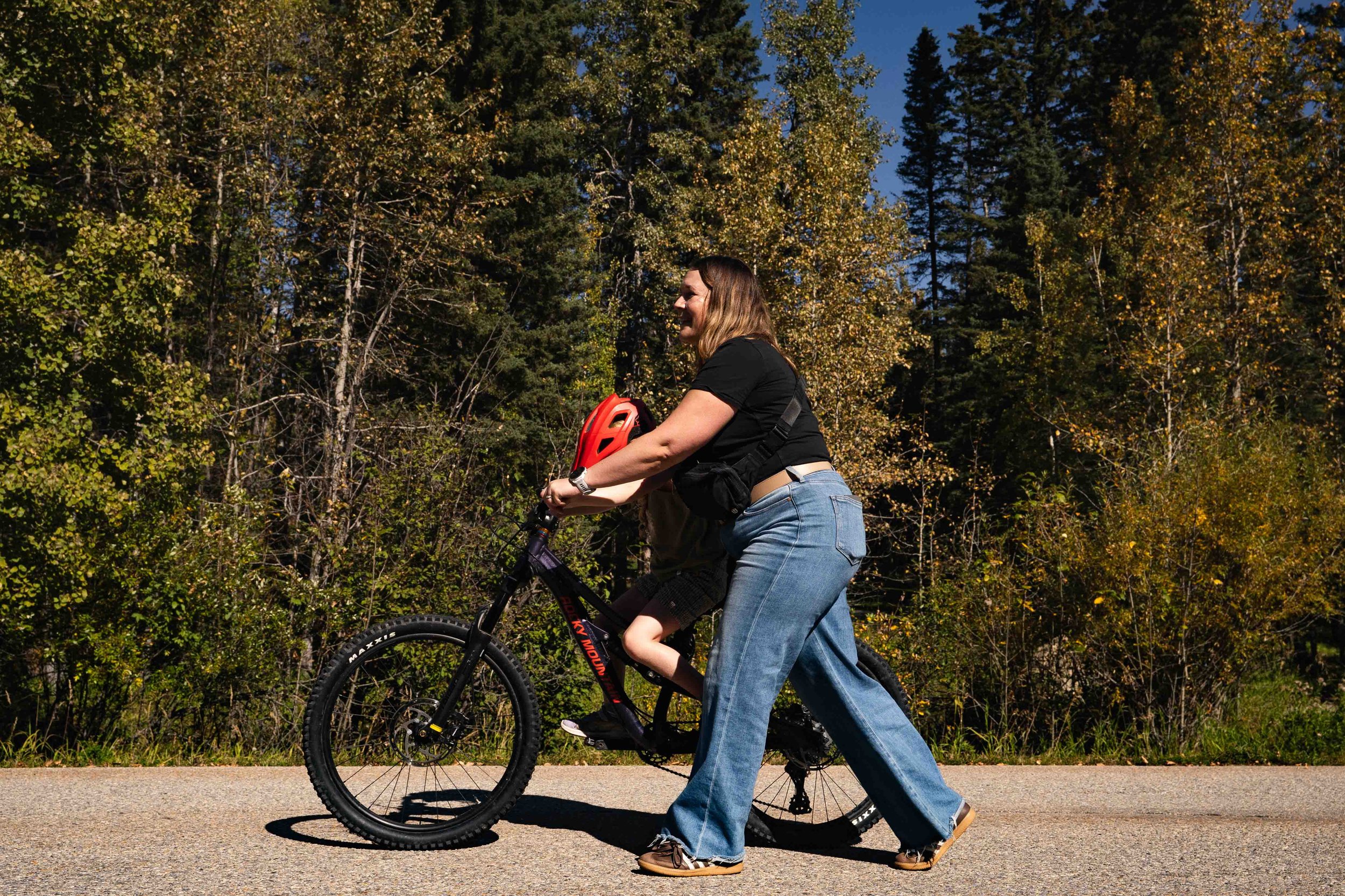 ALISON_LAPCZUK-CALGARY-FAMILY-PHOTOGRAPHERALISON-LAPCZUK-PHOTOGRAPHY_DSC9528.jpg